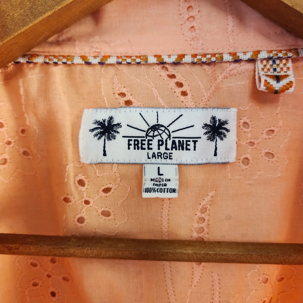 Free Planet Peach Eyelet Cotton Shirt - Tropical Resort Vibes - Picture 2 of 11